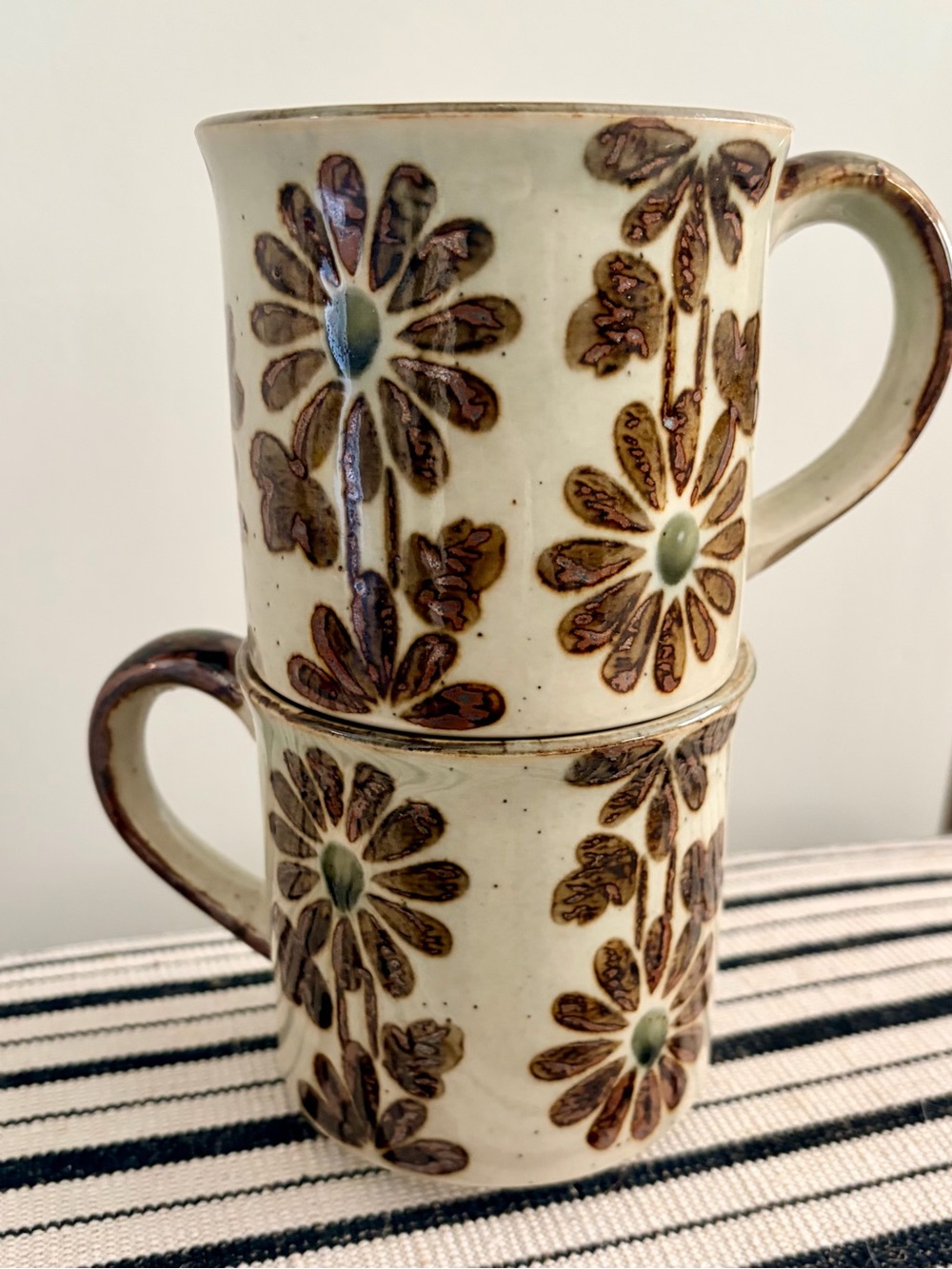 Pair of Vintage Boho Daisy Stoneware Mugs